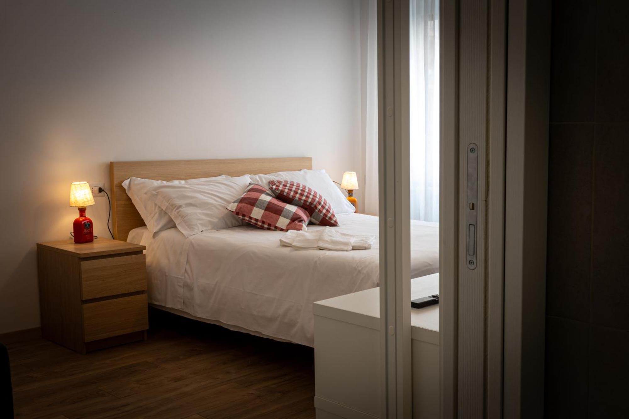 433 Rooms Roma Bagian luar foto