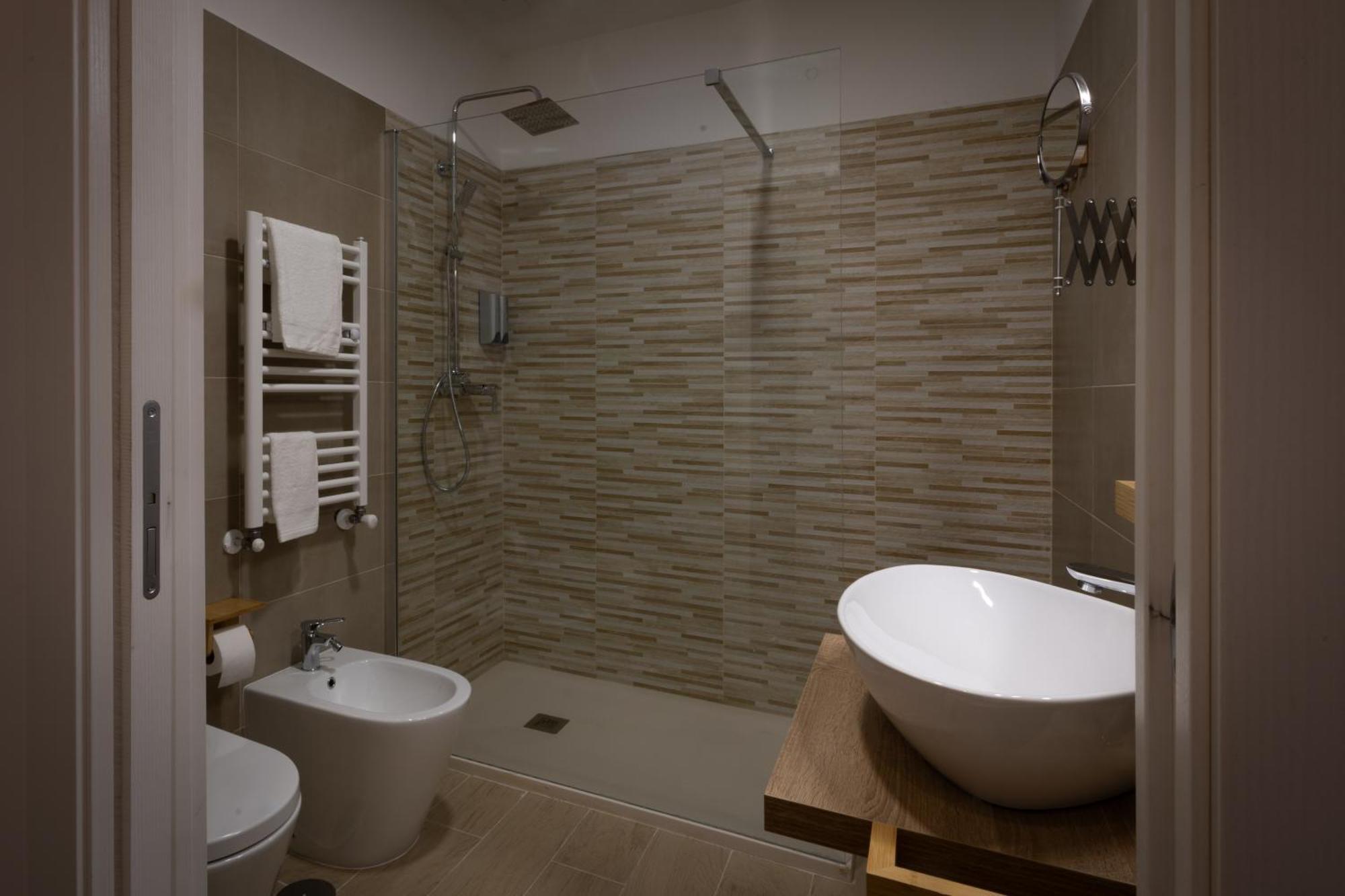 433 Rooms Roma Bagian luar foto